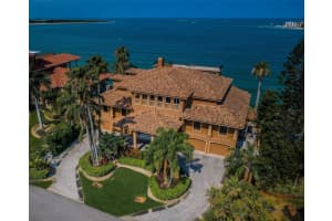 806 Columbus Dr, TIERRA VERDE 806 Columbus Dr, TIERRA VERDE