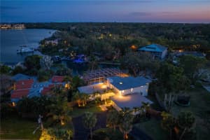 4727 PARADISE WAY, SAINT PETERSBURG, FL 33705 Sold 10/23/24