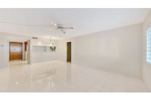 2593 COUNTRYSIDE BOULEVARD, CLEARWATER, FL 33761 Sold 03/14/25