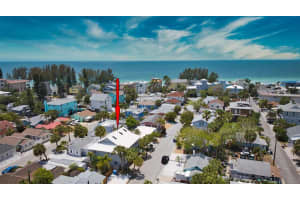 131 E Bay Dr, TREASURE ISLAND