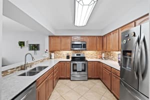 6826 STONES THROW CIRCLE, SAINT PETERSBURG, FL 33710 Sold 12/26/24