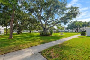1001 77TH AVENUE, SAINT PETERSBURG, FL 33702 Sold 10/22/24
