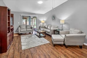 39650 US HIGHWAY 19 N #324, TARPON SPRINGS, FL 34689 Sold 11/06/24