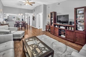 39650 US HIGHWAY 19 N #324, TARPON SPRINGS, FL 34689 Sold 11/06/24