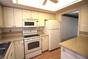 3883 LAKE BAYSHORE DRIVE, BRADENTON, FL 34205 Sold 09/06/24