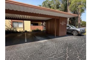 2323 HAMMOND WAY, SAFETY HARBOR, FL 34695 Sold 04/11/25