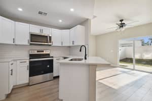 4274 TYLER CIRCLE, SAINT PETERSBURG, FL 33709 Sold 12/31/24
