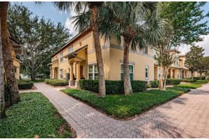162 COQUINA BAY DRIVE, SAINT PETERSBURG, FL 33705 Sold 09/25/24