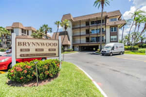 3021 COUNTRYSIDE BOULEVARD, CLEARWATER, FL 33761 Sold 12/09/24