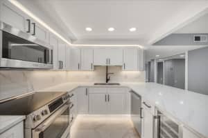 1480 GULF BOULEVARD, CLEARWATER BEACH, FL 33767 Sold 08/23/24