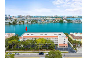 640 BAYWAY BOULEVARD, CLEARWATER BEACH, FL 33767 Sold 11/25/24