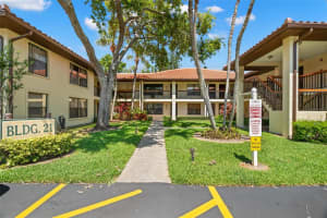 2114 HAMMOCK PINE BOULEVARD, CLEARWATER, FL 33761 Sold 07/12/24