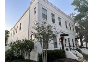 423 21ST AVENUE, SAINT PETERSBURG, FL 33704 Sold 04/17/25