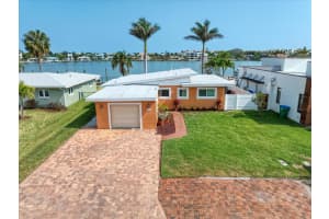 17043 DOLPHIN DRIVE, NORTH REDINGTON BEACH, FL 33708 Sold 03/12/25