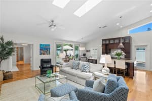 111 ESTADO WAY, ST PETERSBURG, FL 33704 Sold 08/27/24