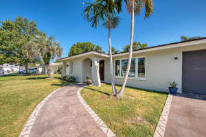 1818 DRIFTWOOD CIRCLE, OLDSMAR, FL 34677 Sold 06/28/24