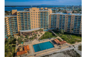 880 MANDALAY AVENUE, CLEARWATER BEACH, FL 33767 Sold 01/31/25