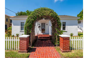 39 TURNER STREET, CLEARWATER, FL 33756 Sold 10/01/24