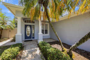 528 HARBOR GROVE CIRCLE, SAFETY HARBOR, FL 34695 Sold 01/03/25