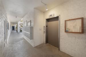 209 LINCOLN CIRCLE, SAINT PETERSBURG, FL 33702 Sold 03/20/25