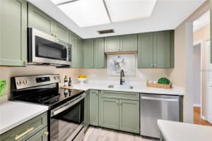 2700 BAYSHORE BOULEVARD, DUNEDIN, FL 34698 Sold 12/20/24
