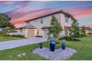 2885 MOONBEAM WAY, CLEARWATER, FL 33759 Sold 07/18/24