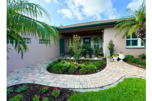 4 TREASURE LANE, TREASURE ISLAND, FL 33706 Sold 04/21/25