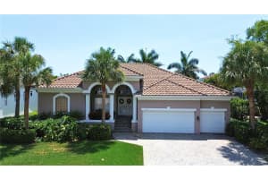 6130 PASADENA POINT BOULEVARD, GULFPORT, FL 33707 Sold 06/24/24