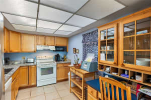3204 40TH WAY, SAINT PETERSBURG, FL 33711 Sold 07/02/24