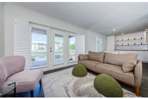 5005 COQUINA KEY DRIVE, SAINT PETERSBURG, FL 33705 Sold 11/01/24