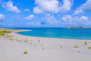 650 COLLANY ROAD, SAINT PETERSBURG, FL 33715 Sold 03/11/25