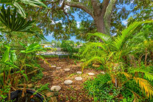 5119 6TH AVENUE, SAINT PETERSBURG, FL 33707 Sold 02/03/25