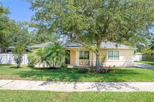 2829 GRASSMOOR LOOP, APOPKA, FL 32712 Sold 01/21/25