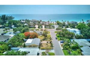 104 6TH STREET, BELLEAIR BEACH, FL 33786 Sold 04/15/25