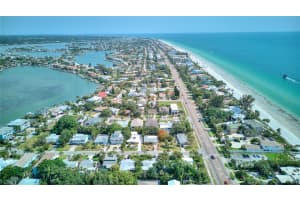 104 6TH STREET, BELLEAIR BEACH, FL 33786 Sold 04/15/25