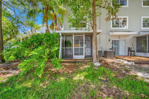 7194 BANK DRIVE, TAMPA, FL 33617 Sold 12/02/24