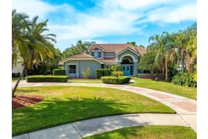 1611 HAMPTON COURT, SAFETY HARBOR, FL 34695 Sold 12/06/24