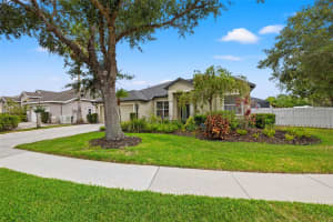 416 COUNTRY LANE, BRADENTON, FL 34212 Sold 08/27/24