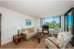 6268 PALMA DEL MAR BOULEVARD, SAINT PETERSBURG, FL 33715 Sold 04/16/25