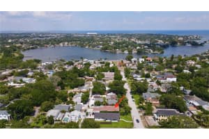 185 28TH AVENUE, SAINT PETERSBURG, FL 33704 Sold 12/30/24