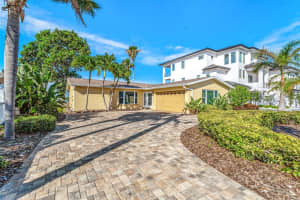 11245 9TH STREET, TREASURE ISLAND, FL 33706 Sold 12/19/24