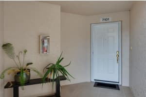 6550 SHORELINE DRIVE, SEMINOLE, FL 33708 Sold 03/27/25