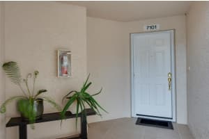 6550 SHORELINE DRIVE, SEMINOLE, FL 33708 Sold 03/27/25