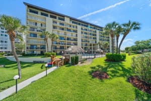650 ISLAND WAY, CLEARWATER, FL 33767 Sold 01/17/25
