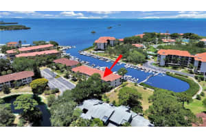1802 MARINER DRIVE, TARPON SPRINGS, FL 34689 Sold 01/10/25