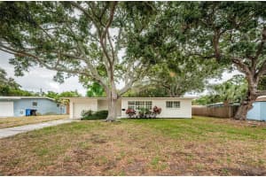 1111 77TH STREET, SAINT PETERSBURG, FL 33710 Sold 10/01/24