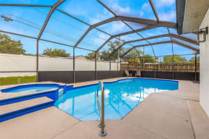 487 OAKWOOD DRIVE, DUNEDIN, FL 34698 Sold 11/26/24