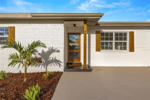 487 OAKWOOD DRIVE, DUNEDIN, FL 34698 Sold 11/26/24