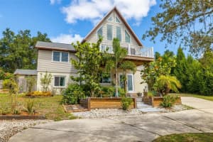 208 SUNSHINE DRIVE, TARPON SPRINGS, FL 34689 Sold 12/20/24