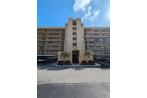 2617 COVE CAY DRIVE, CLEARWATER, FL 33760 Sold 06/26/24